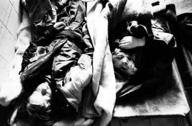 Sarajevo.A grenade fallen in the Alipasino Polje quarter killed six children who were playing with the slide on the snow .